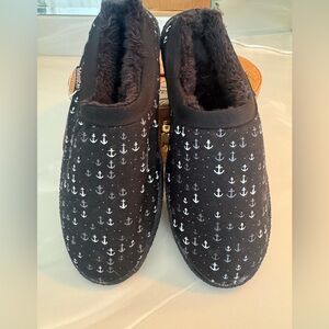 NWT Tidewater Midnight Anchor Pattern Slippers US 7